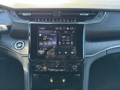 2023 Jeep Grand Cherokee L Altitude 4x2
