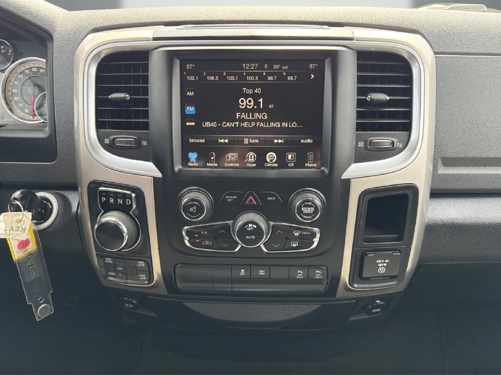 2017 RAM 1500 Big Horn Quad Cab 4x4 6'4" Box