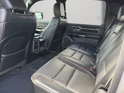 2022 RAM 1500 Laramie Crew Cab 4x2 5'7" Box