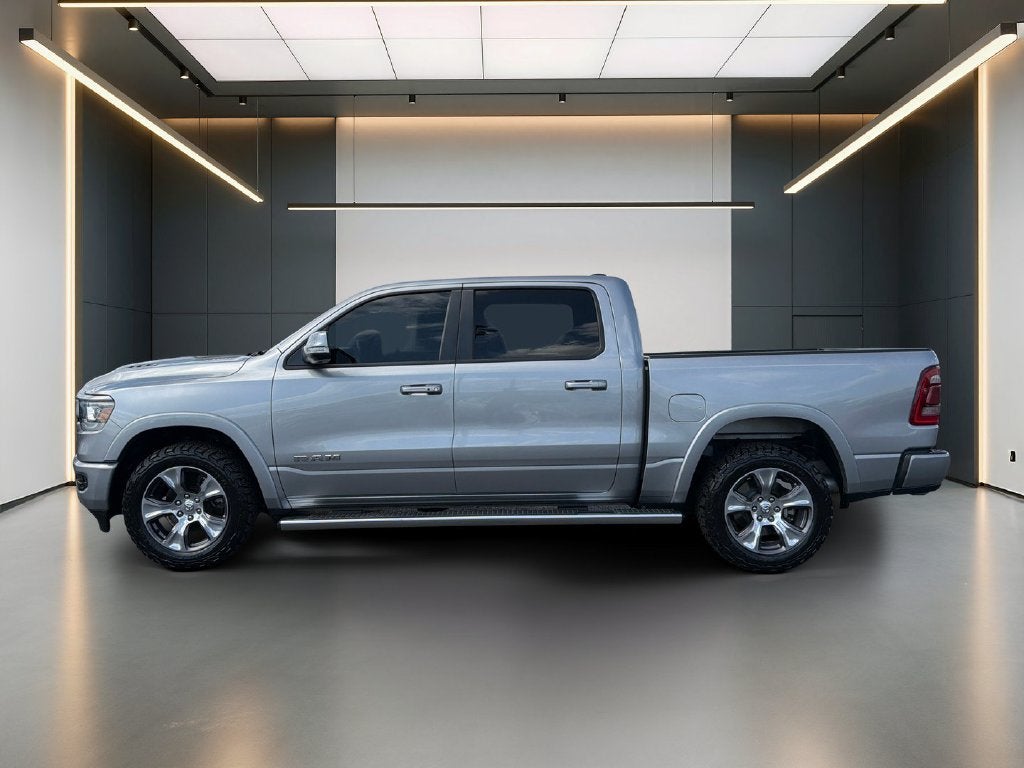 2022 RAM 1500 Laramie Crew Cab 4x2 5'7" Box