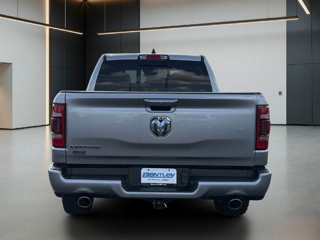 2022 RAM 1500 Laramie Crew Cab 4x2 5'7" Box