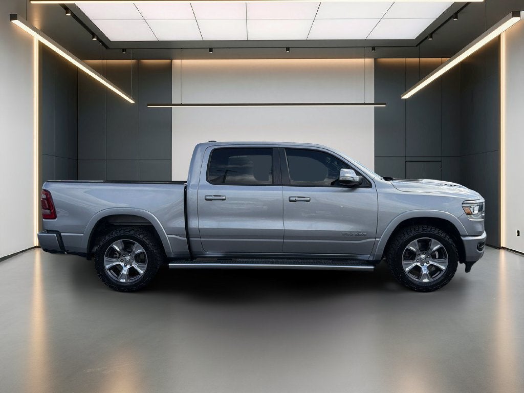 2022 RAM 1500 Laramie Crew Cab 4x2 5'7" Box