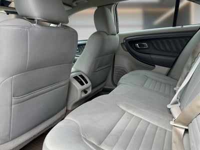 2011 Ford Taurus SE