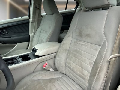 2011 Ford Taurus SE