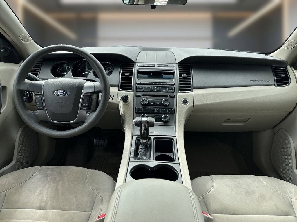 2011 Ford Taurus SE