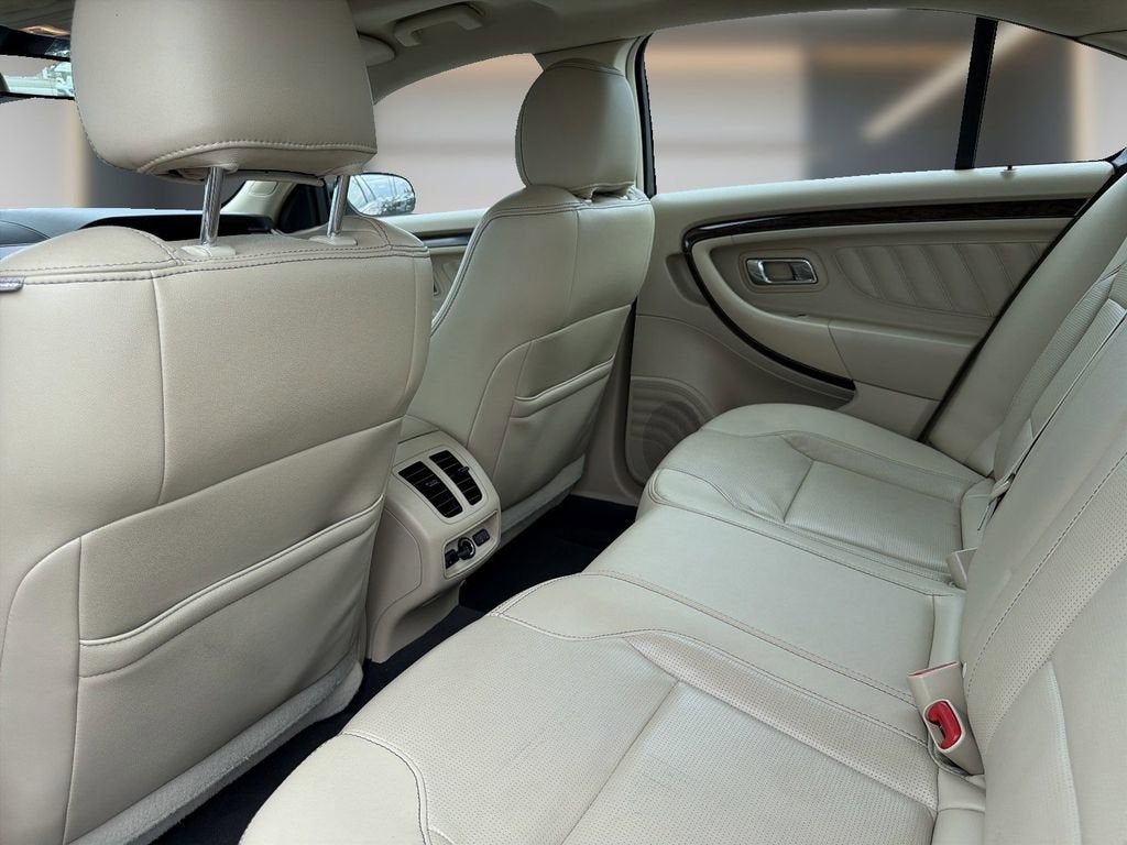 2018 Ford Taurus Limited