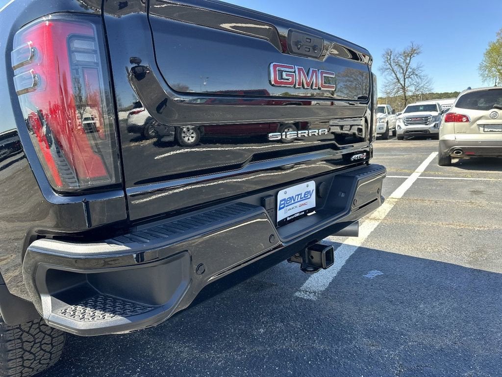 2025 GMC Sierra 2500 HD AT4