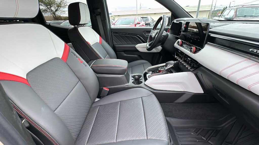 2024 GMC Canyon AT4X