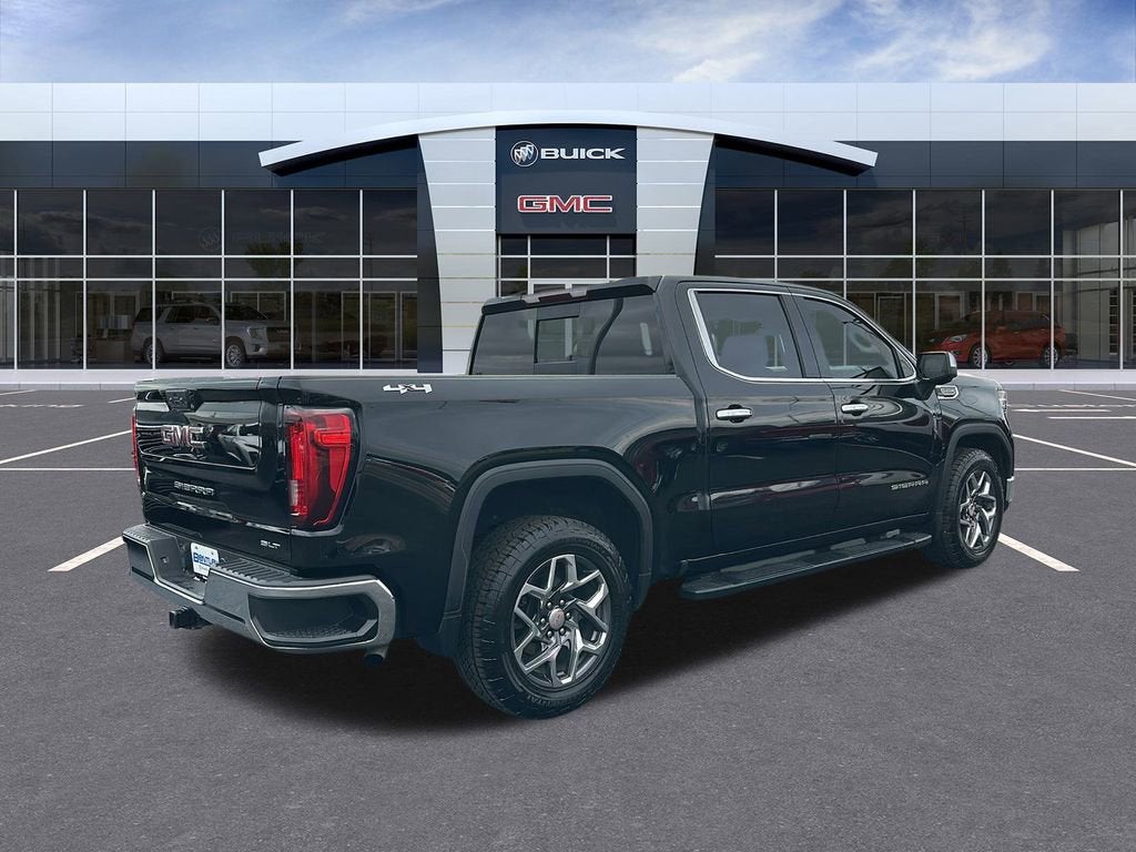 2022 GMC Sierra 1500 SLT