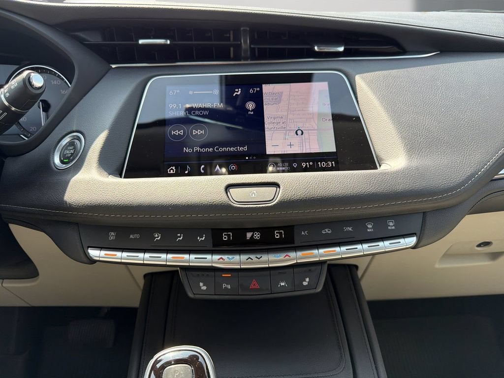 2022 Cadillac XT4 FWD Luxury