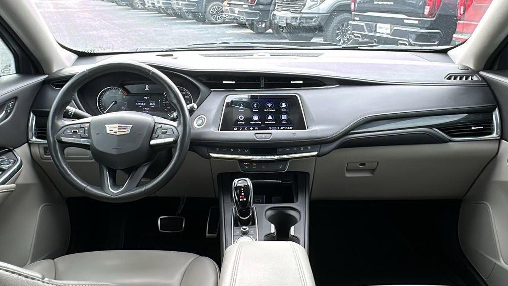 2021 Cadillac XT4 Premium Luxury