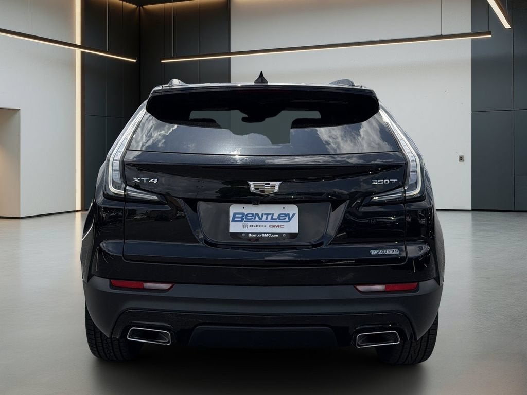 2020 Cadillac XT4 FWD Sport