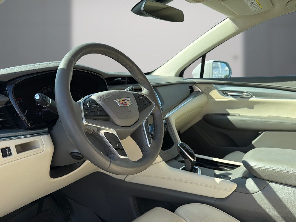 2017 Cadillac XT5 Luxury FWD