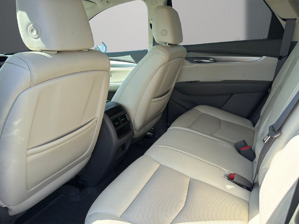 2017 Cadillac XT5 Luxury FWD