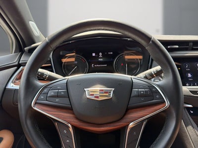 2023 Cadillac XT5 FWD Premium Luxury