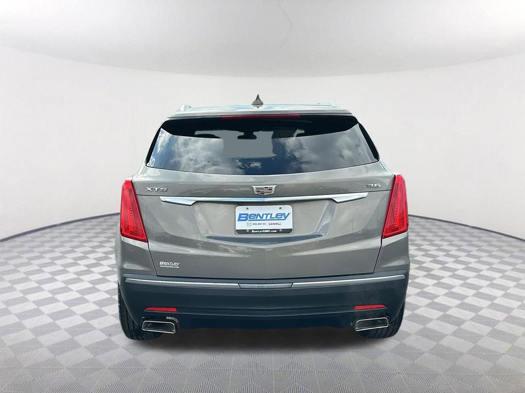 2019 Cadillac XT5 Luxury FWD