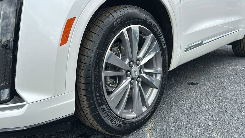 2022 Cadillac XT6 Premium Luxury