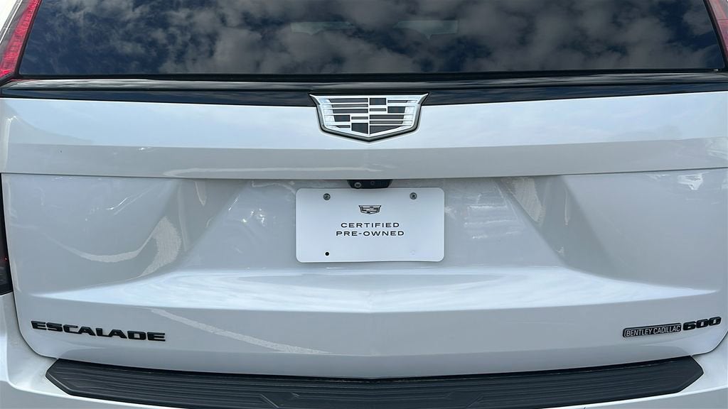 2022 Cadillac Escalade Sport