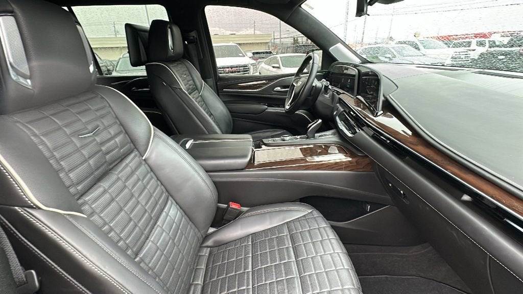 2023 Cadillac Escalade Sport Platinum