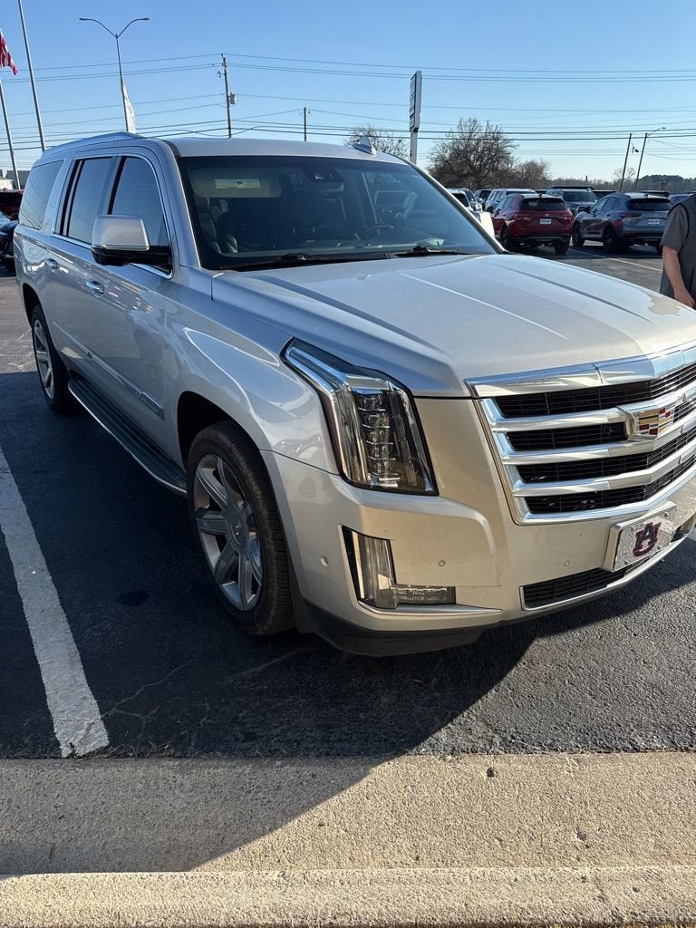 2017 Cadillac Escalade ESV Luxury