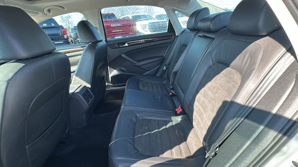 2014 Volkswagen Passat TDI SEL Premium