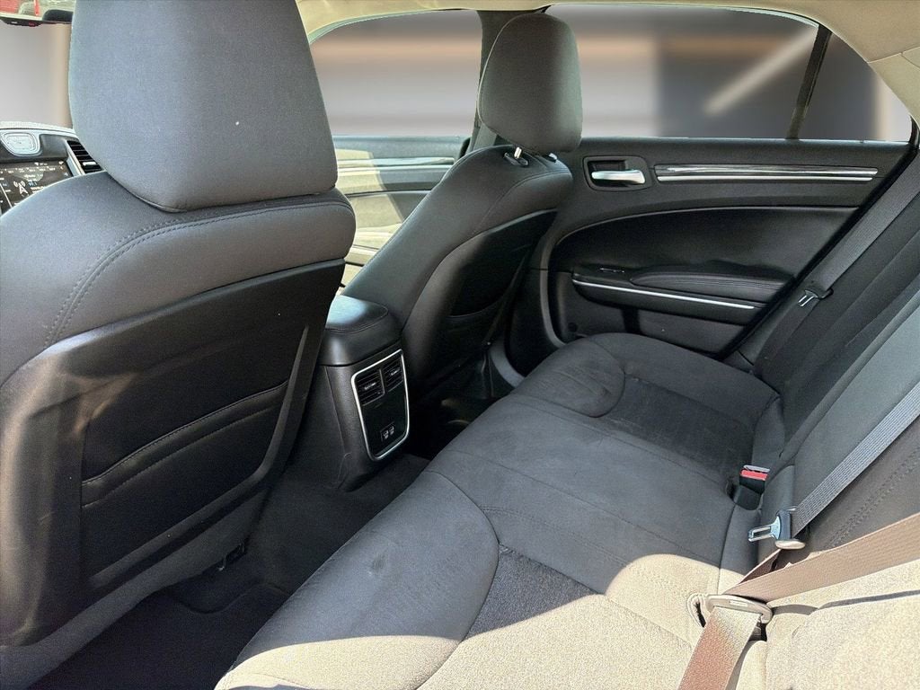 2019 Chrysler 300 Touring
