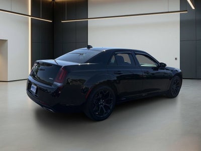 2019 Chrysler 300 Touring