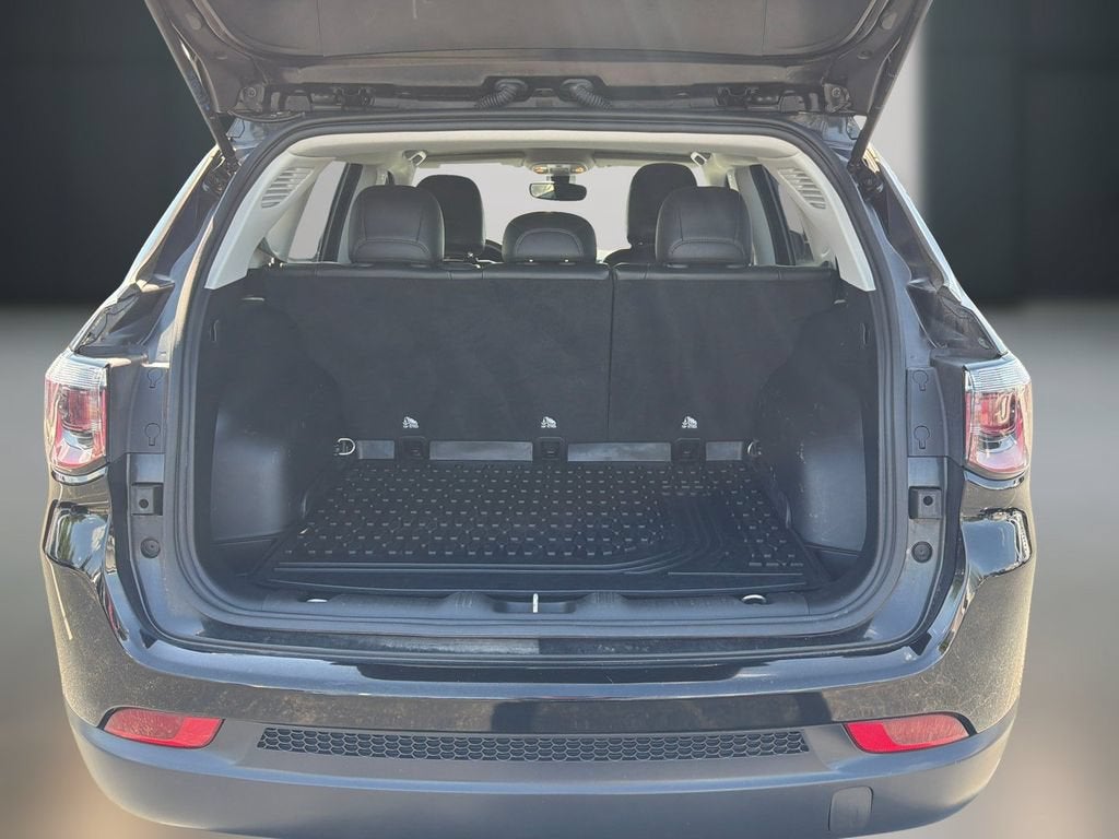 2021 Jeep Compass Latitude FWD