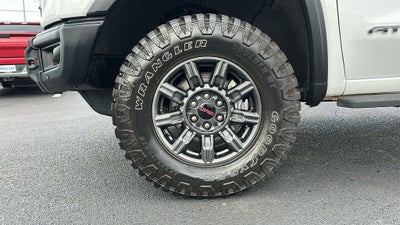 2025 GMC Sierra 1500 AT4X