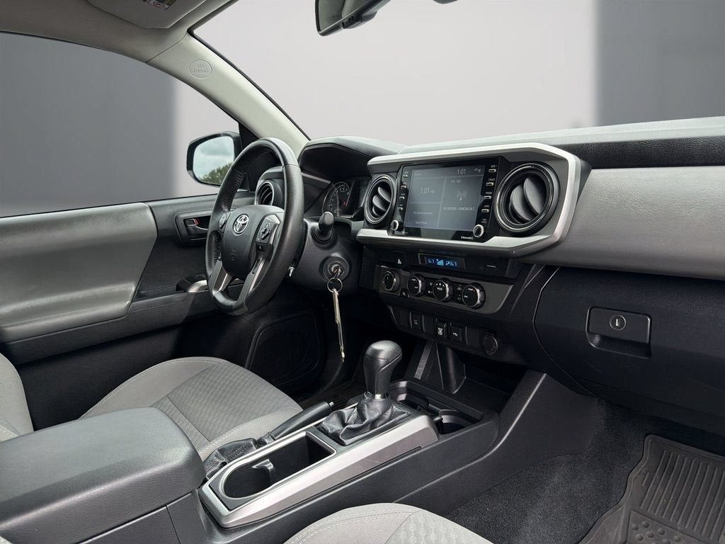 2022 Toyota Tacoma SR5 V6