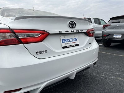 2020 Toyota Camry SE