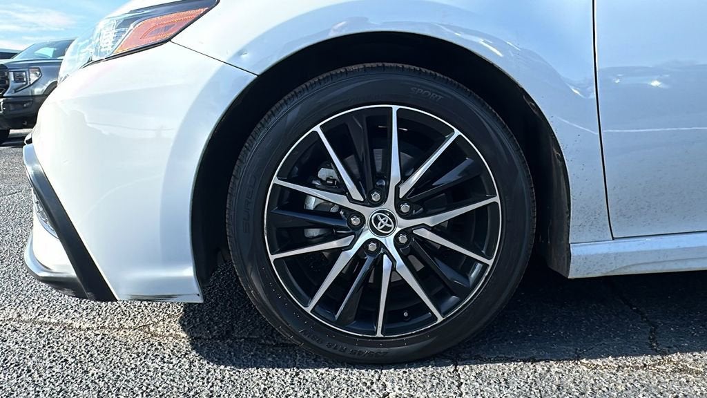 2022 Toyota Camry SE