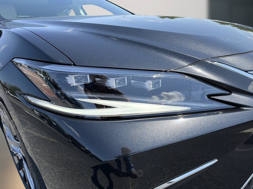2025 Lexus ES 350 Ultra Luxury