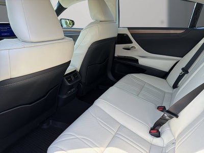 2025 Lexus ES 350 Ultra Luxury
