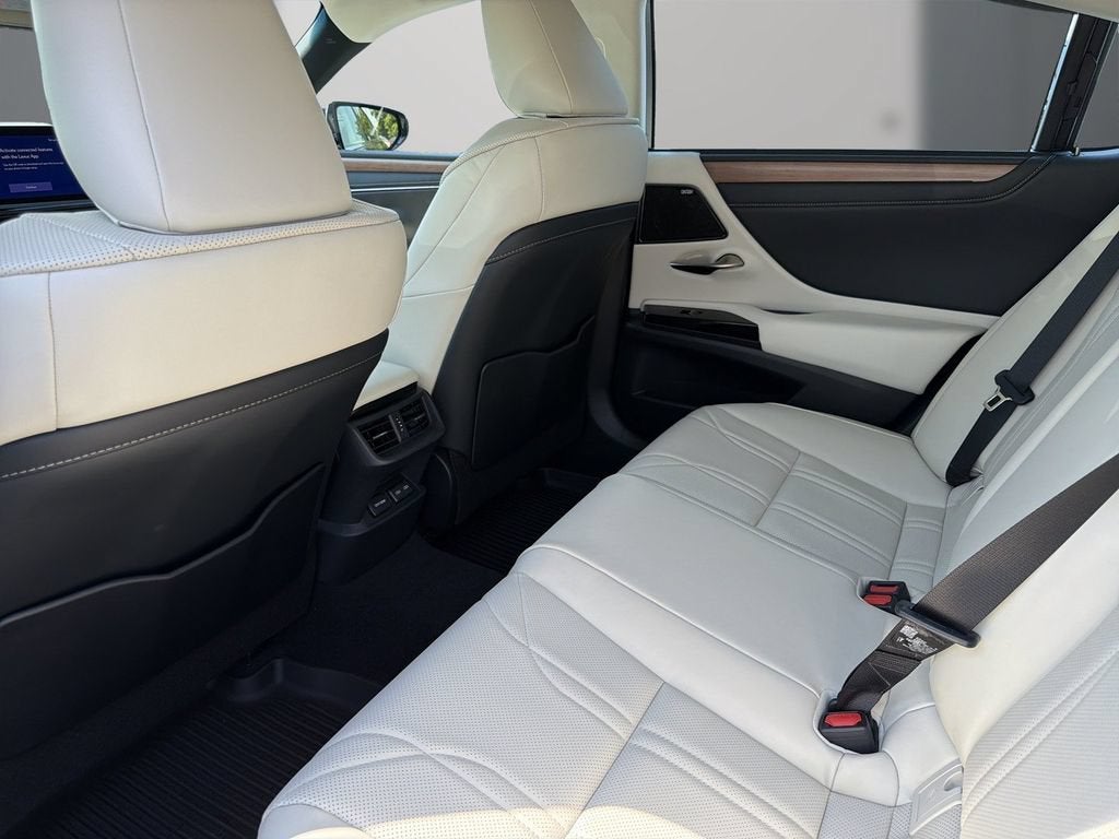 2025 Lexus ES 350 Ultra Luxury