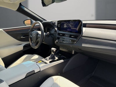 2025 Lexus ES 350 Ultra Luxury