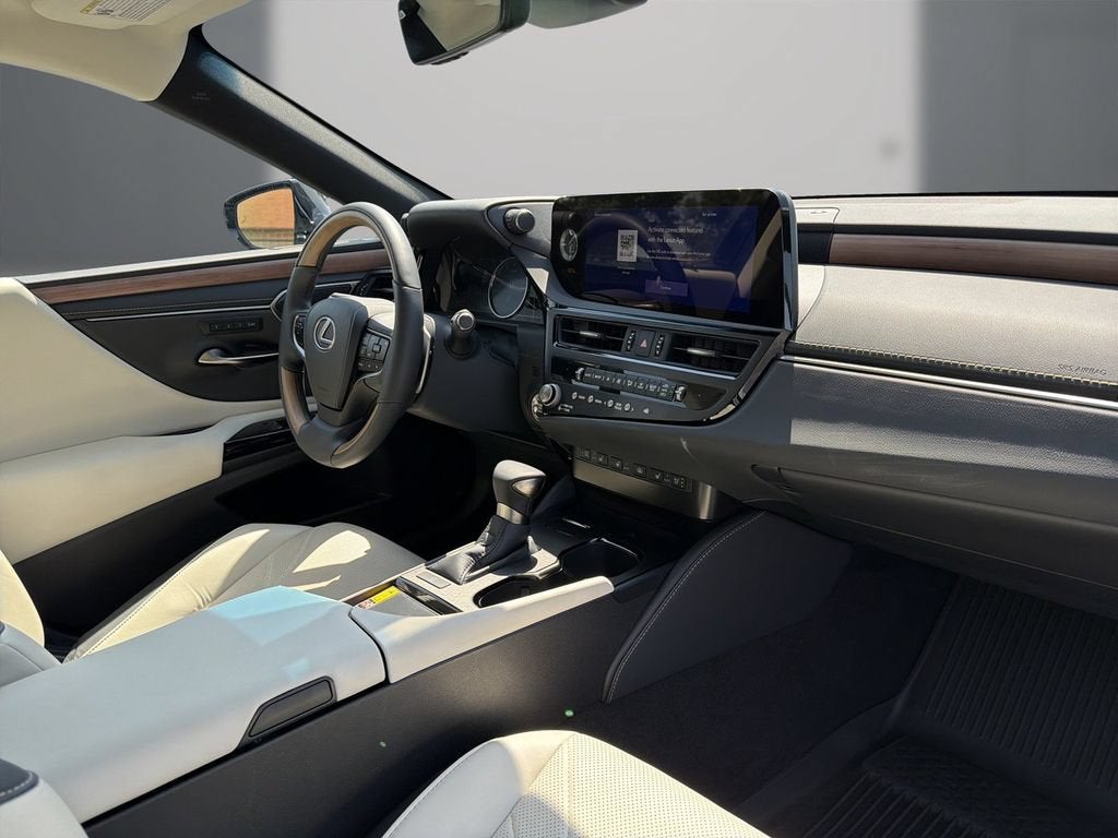 2025 Lexus ES 350 Ultra Luxury