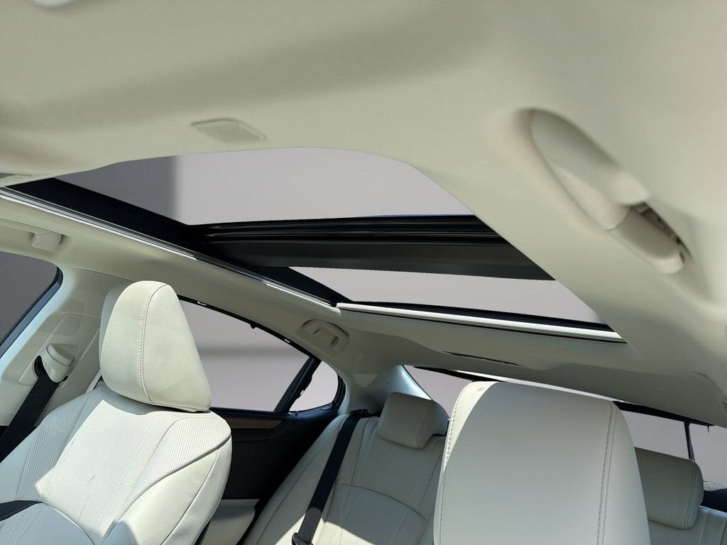 2025 Lexus ES 350 Ultra Luxury
