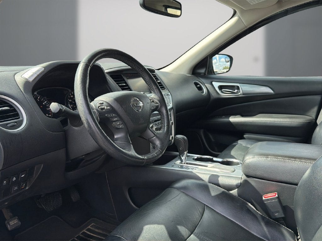 2018 Nissan Pathfinder SL