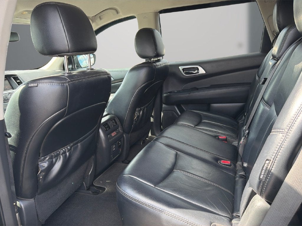 2018 Nissan Pathfinder SL
