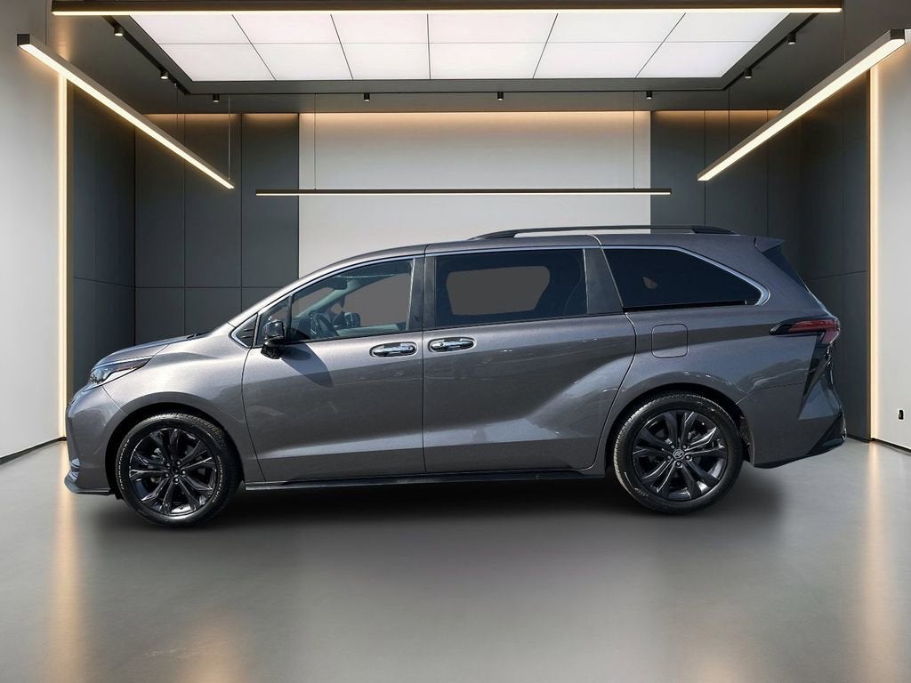 2022 Toyota Sienna XSE