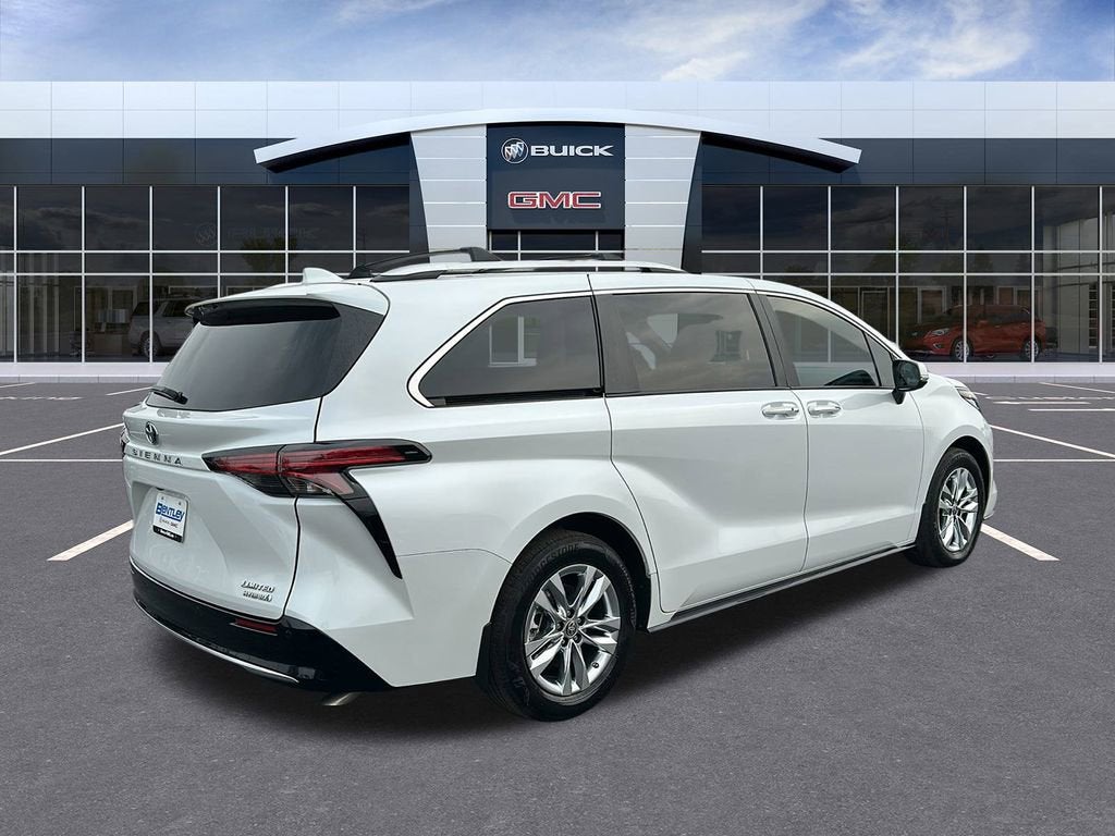 2024 Toyota Sienna Limited