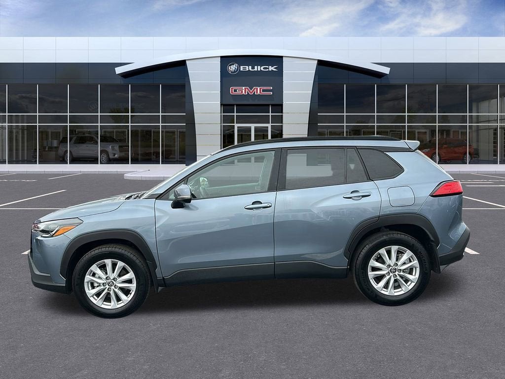 2024 Toyota Corolla Cross LE