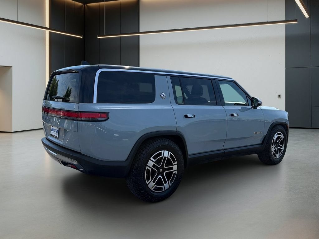 2023 Rivian R1S Adventure