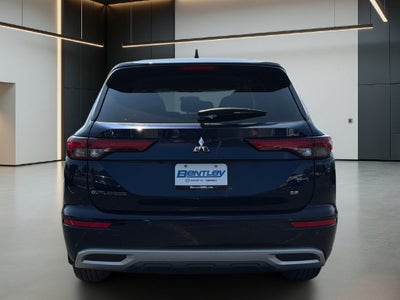 2023 Mitsubishi Outlander SE 2.5 2WD