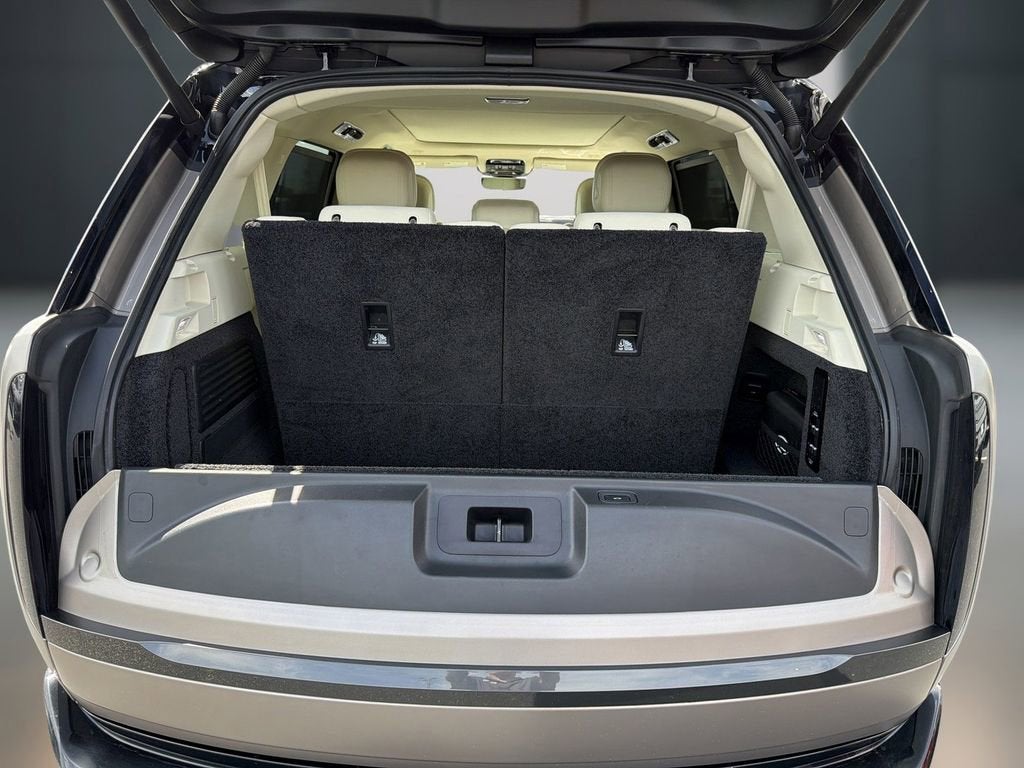 2023 Land Rover Range Rover P530 SE