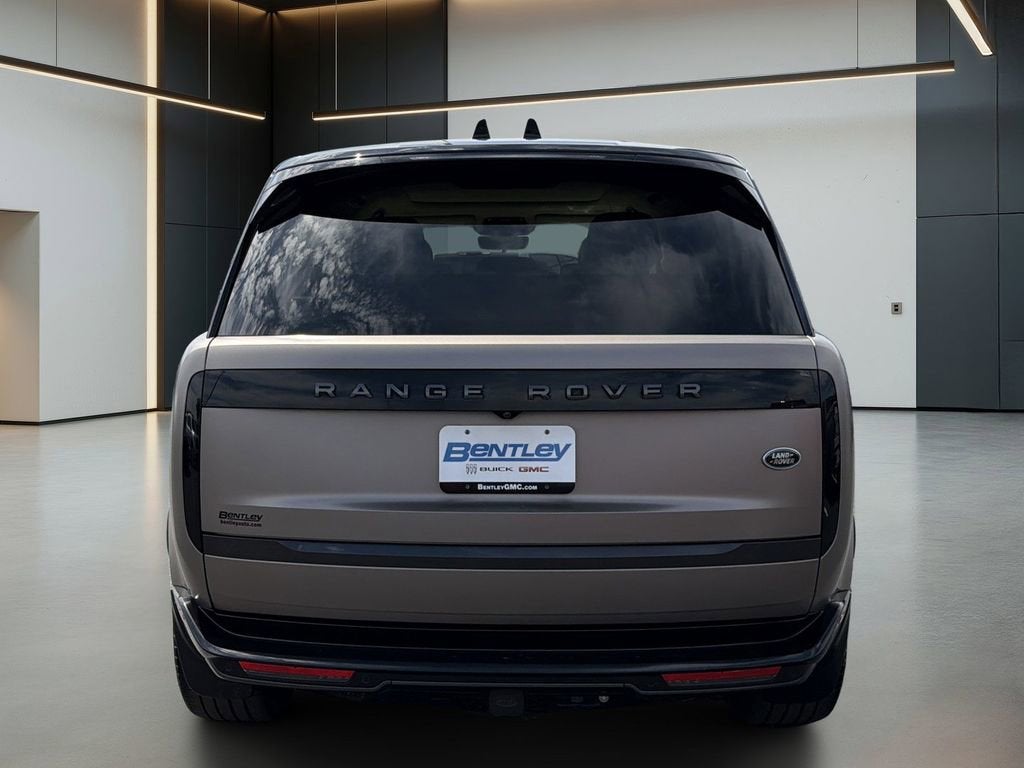 2023 Land Rover Range Rover P530 SE