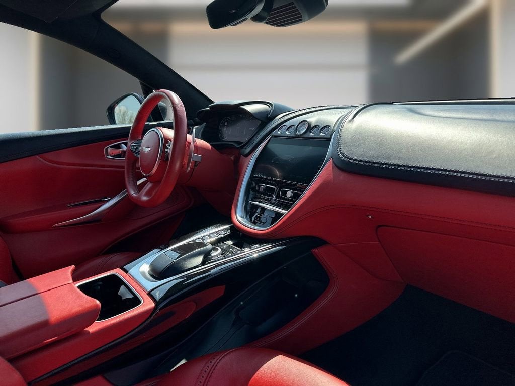 2021 Aston Martin DBX Sport Utility 4D