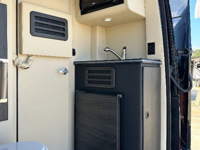 2024 Mercedes-Benz Sprinter Cargo Van High Roof 4-Cyl Diesel HO