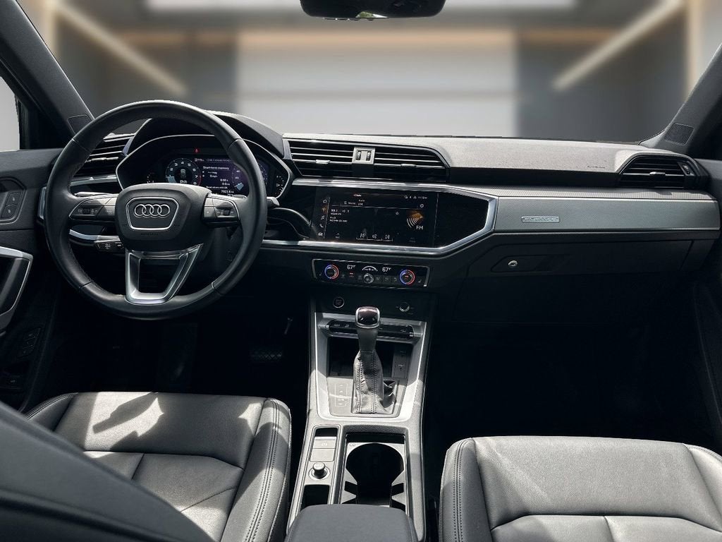 2024 Audi Q3 S line Premium